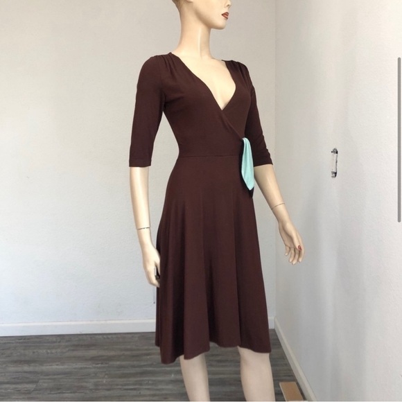 Mica brown & blue dressV- neck knee length S:S - Picture 5 of 12